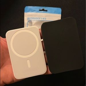 Apple MagSafe battery pack silicone case